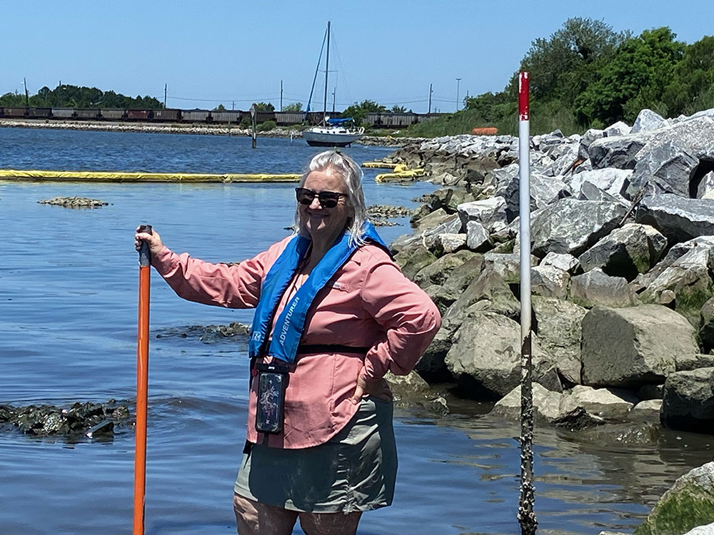 CVC assists with installation of new Oyster Reef